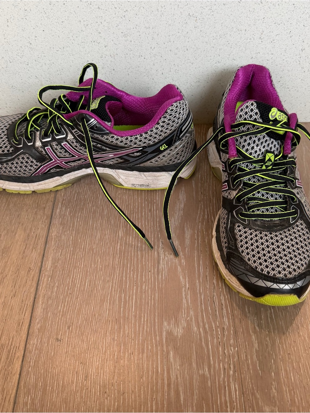 ASICS Women’s GT-2000